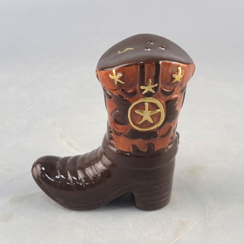 Vintage Boots Ceramic Spice Ja - Food Storage Jars & Containers 评论和价格